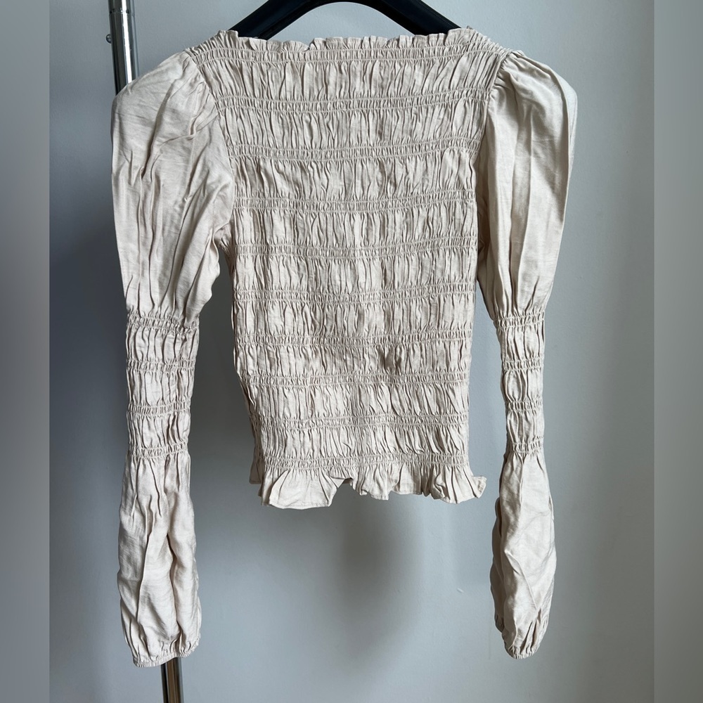 Cistar New York Light Beige Top is size Small - Picture 4 of 7